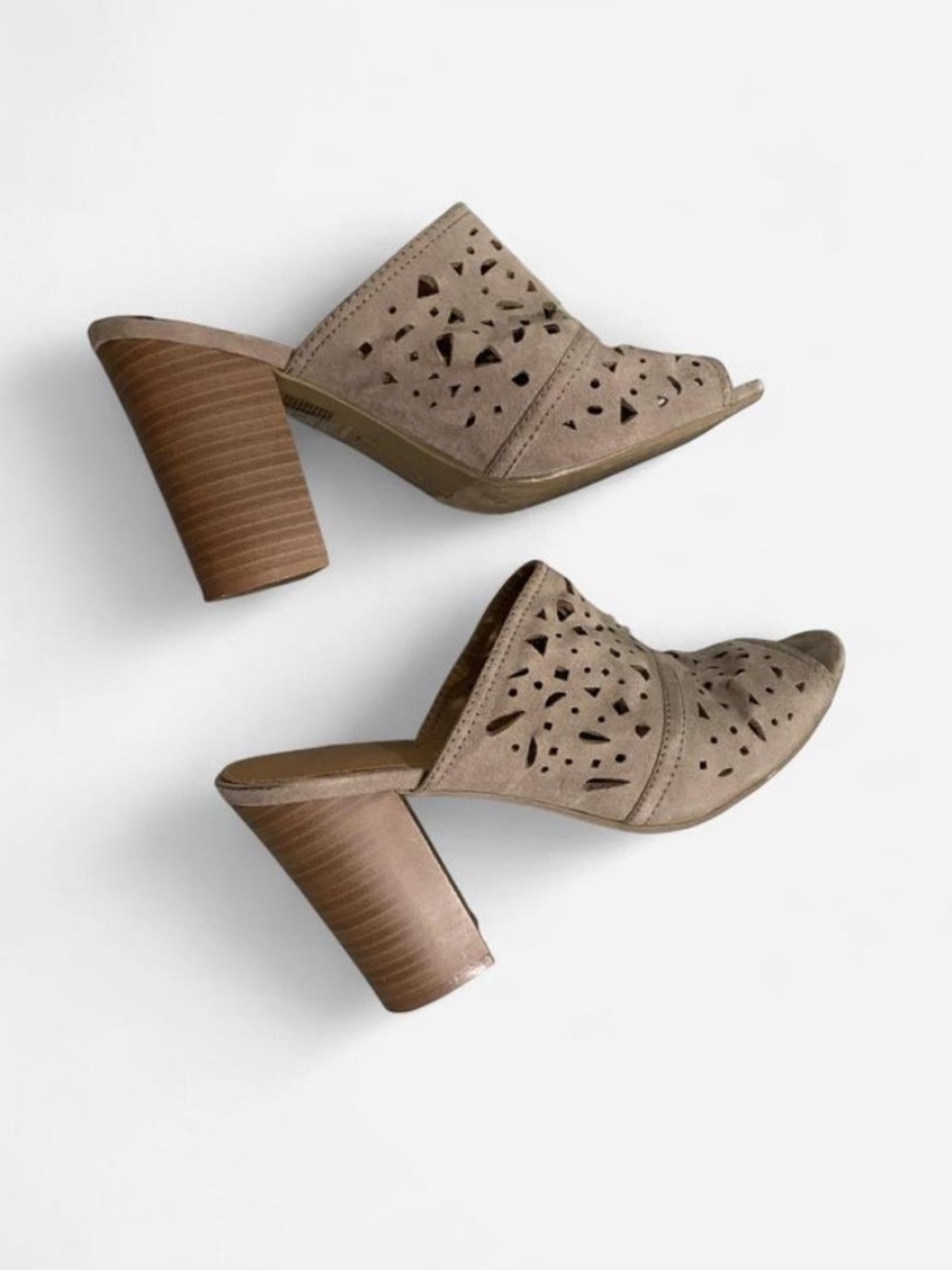 American Eagle Outfitters Taupe Cutout Suede Mule Heels